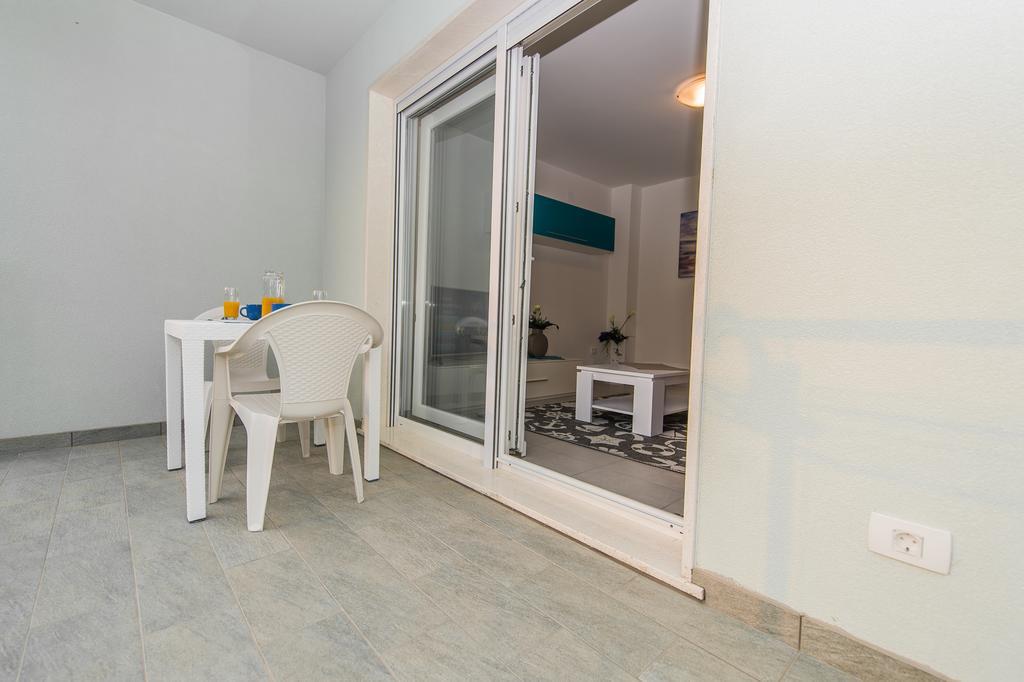 Blue Sky Apartments Rogoznica  Exterior photo